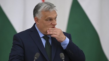 orban tonie, usa rzucają koło ratunkowe. węgier i amerykanin - "dwa bratanki"?