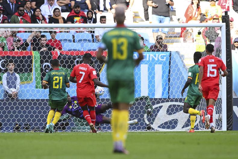 Embolo erzielte das einzige Tor beim Sieg der Schweiz gegen Kamerun