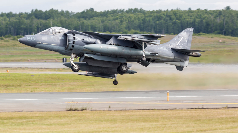 McDonnell Douglas AV-8B Harrier II