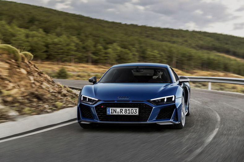 15. Audi R8 performance