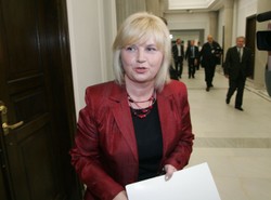 Posłanka PO żąda przeprosin od swego szefa