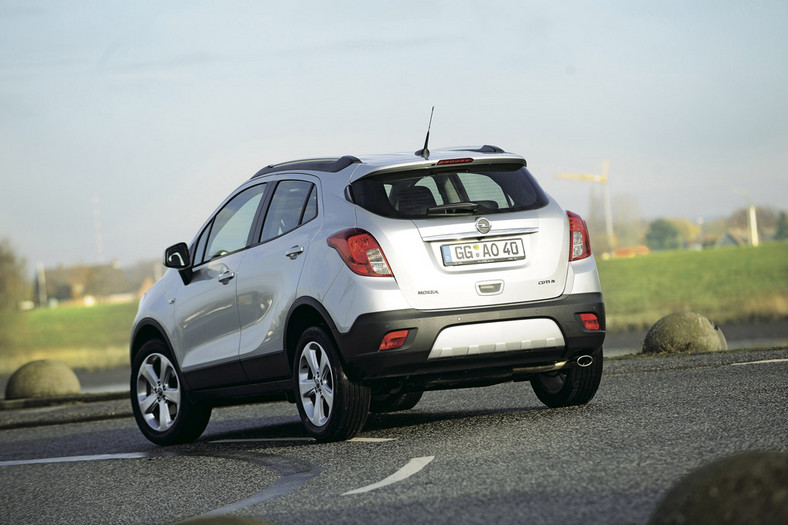 Opel Mokka kontra Mini Countryman, Skoda Yeti i Mitsubishi ASX: kto zrobił najlepszego małego SUV-a?