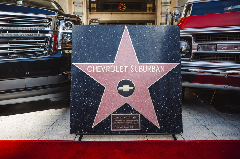 Chevrolet Suburban pierwszym autem uhonorowanym miejscem w Hollywoodzkiej Alei Gwiazd 