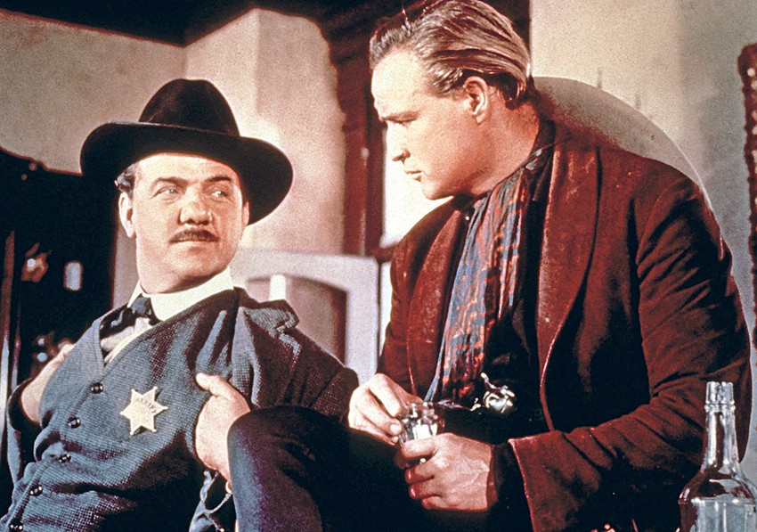 „Koliko god da sam hteo da budem običan američki klinac, osećao sam se kao autsajder, razapet između mog srpskog doma i ostatka sveta“