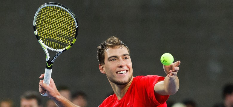Awans Janowicza w rankingu ATP i młodszej Radwańskej w WTA