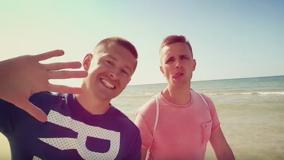 Para z Polski wymyśliła oryginalny sposób na coming out przed znajomymi i rodziną. Podczas wakacji nagrali video do nowej piosenki Roxette "Some other summer", w którym pokazują swoją miłość.