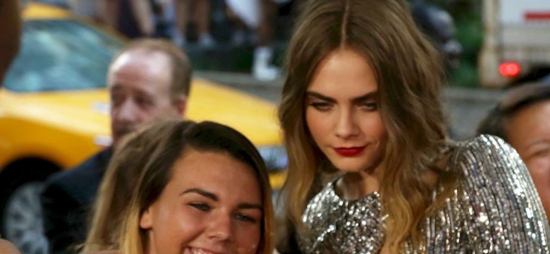 Cara Delevingne zaręczyła się ze swoją słynną dziewczyną