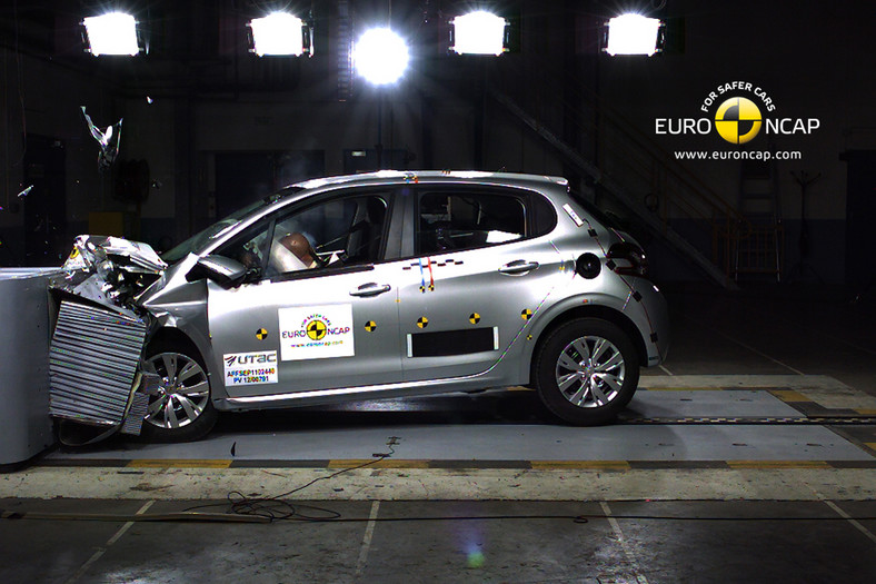 Euro NCAP przyznało kolejne gwiazdki