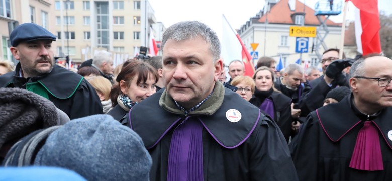 Marsz Tysiąca Tóg. Sędzia Żurek zaapelował do prezydenta Dudy o niezależność