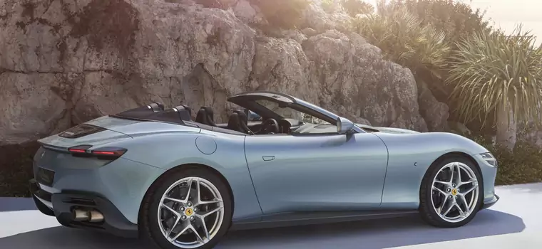 Ferrari Roma Spider ma 620 KM i debiutuje 3,5 roku po coupe. Dlaczego tak późno?