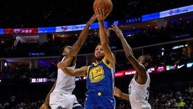 NBA: Stephen Curry ukarany