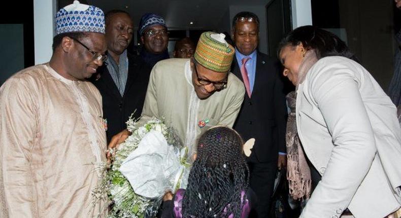 President Muhammadu Buhari arrives in Paris on November 30, 2015