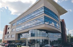 Cała Polska stanie się specjalną strefą ekonomiczną? Senat bez poprawek przyjął projekt ustawy