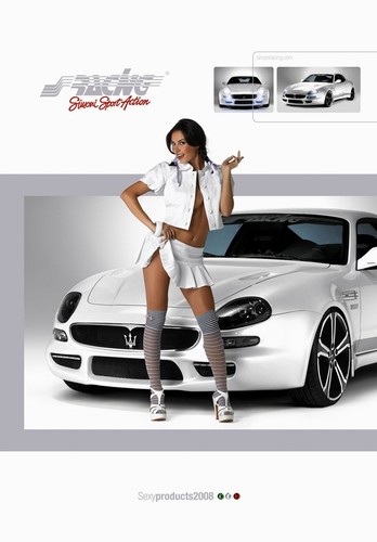 Brunetka i gadżety Simoni Racing