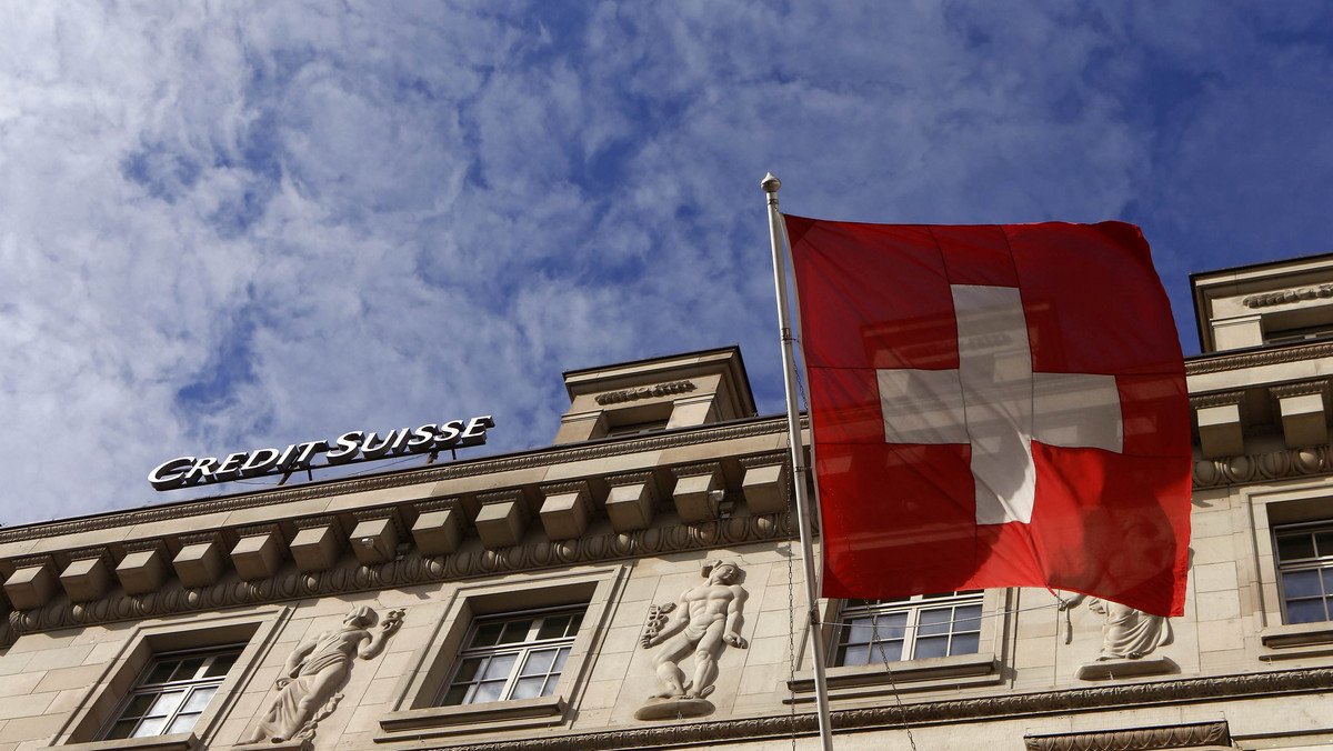 Eksperci są zgodni, że szanse na powodzenie szwajcarskiego referendum w sprawie m.in. zakazu sprzedaży złota przez Narodowy Bank Szwajcarii są minimalne. Oceniają, że polskie reakcje na enuncjacje, że w wyniku referendum frank może kosztować 4 zł są "przesadzone".