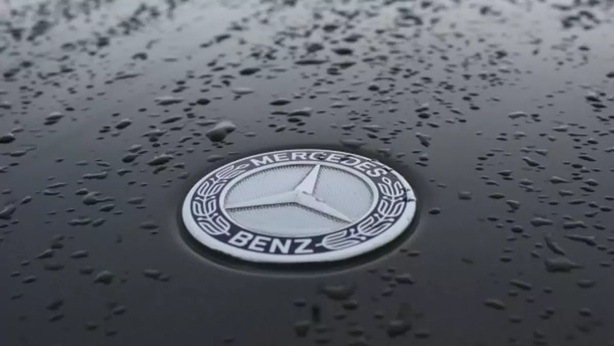 Mercedes - logo