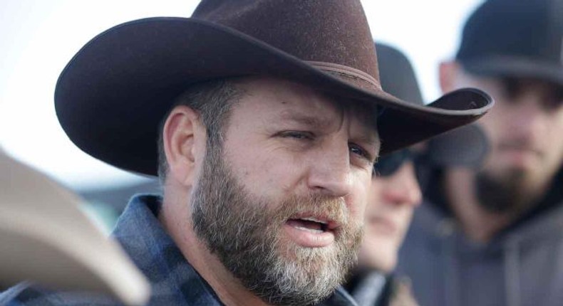 One dead as FBI arrests Oregon occupation leader and others