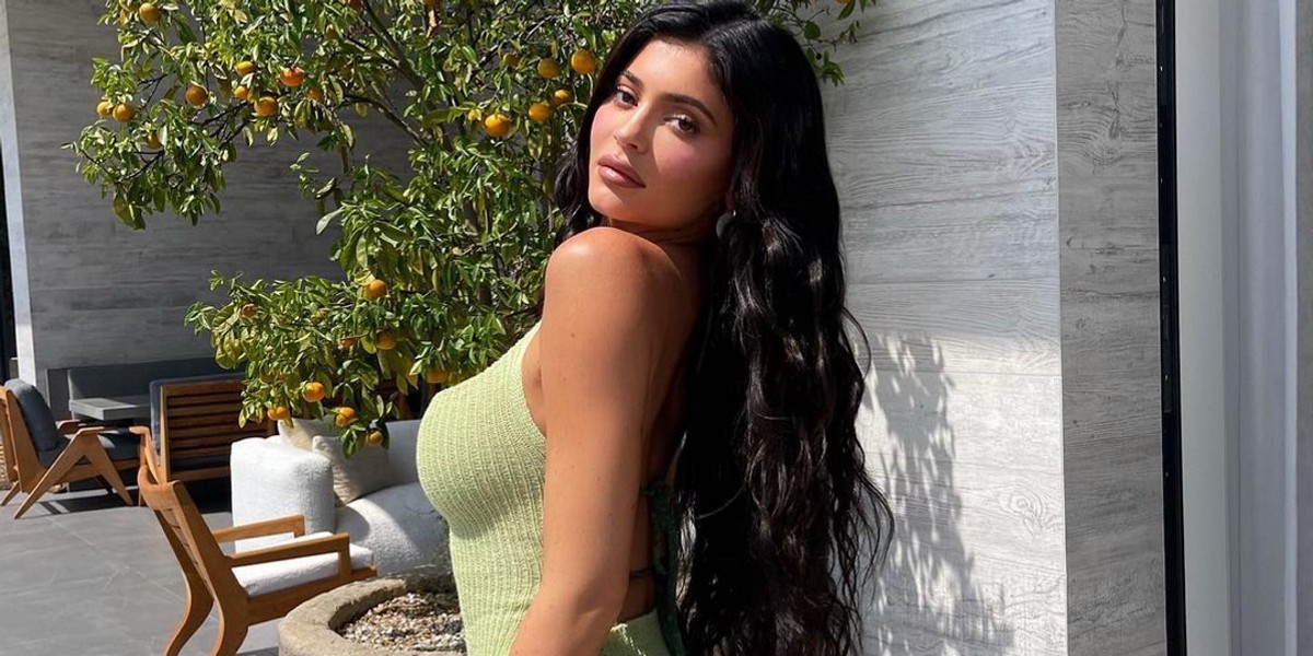 Kylie Jenner spodziewa się drugiego dziecka. Długo ukrywała przed fanami, ze znowu jest w ciąży