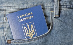 Ukraińcy bezskutecznie próbowali odebrać paszporty. "To decyzja władz centralnych Ukrainy"