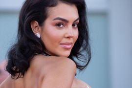 Ova 3 znaka horoskopa dobijaju pare u igrama na sreću ovog meseca: U martu 2025. čeka vas FINANSIJSKI BUM!