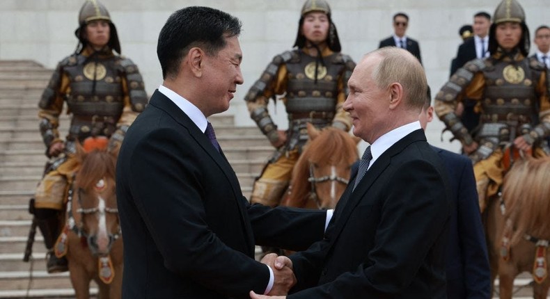 Russia's President Vladimir Putin met Mongolia's President Ukhnaagiin Khurelsukh recently. Mongolia did not arrest Putin even though the country is a ICC member.Vyacheslav Prokofyev/Pool/AFP/Getty Images