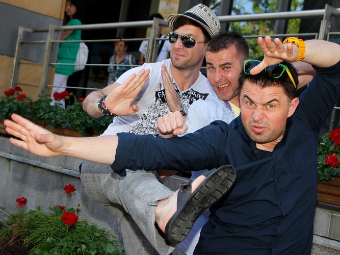 Niezbyt normalny Kabaret Paranienormalni