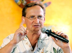 Cejrowski tłumaczy się w kontrowersyjnej wypowiedzi: Nie bronię wandalizmu