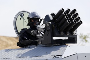 Eurosatory 2014: wystawa sprzętu wojskowego w Paryżu [ZDJĘCIA]