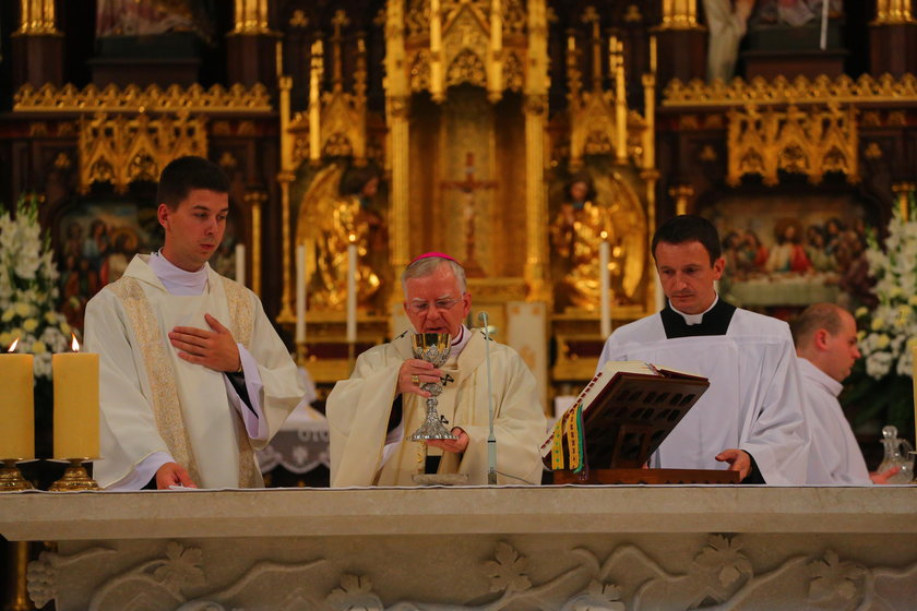 Łódź oddała cześć bohaterom w dzień Wniebowzięcia Najświętszej Maryi Panny i Święto Wojska Polskiego