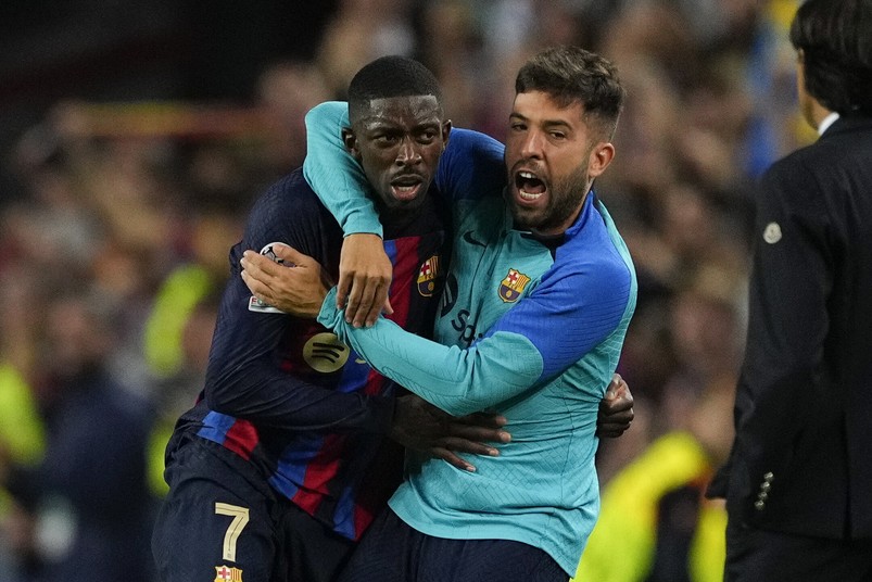Lewandowski uratował Barcelonę. Emocje na Camp Nou sięgały zenitu