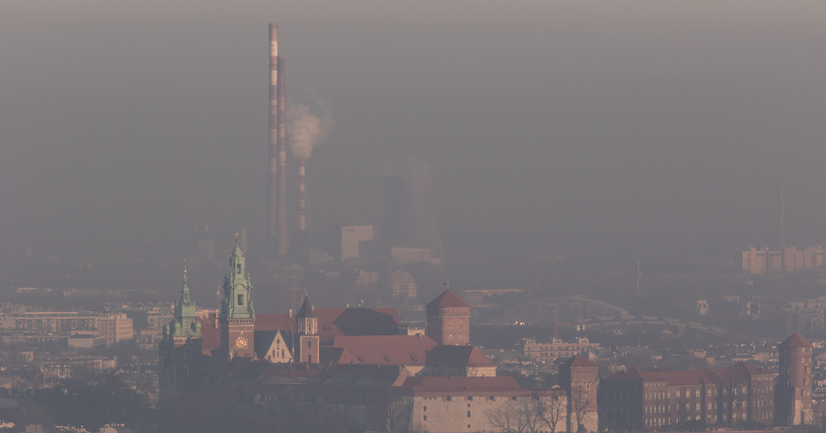 Smog atakuje. Kraków jednym z najbardziej zanieczyszczonych miast świata -  Wiadomości