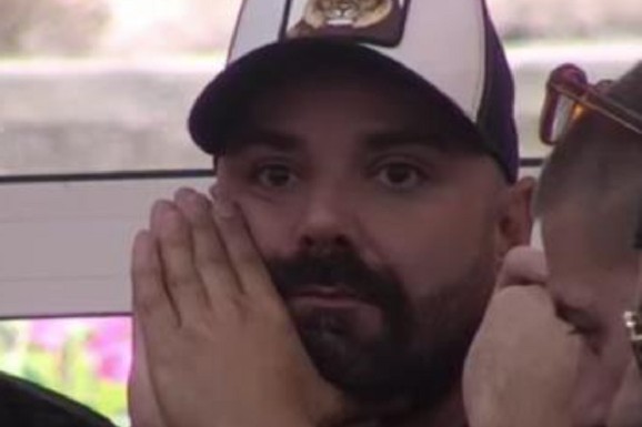 "OČE, ZNAŠ KAKO SI ME UČIO" Šok u Eliti! Luka Vujović se sa suzama u očima obratio porodici, a onda je nastao OPŠTI HAOS (VIDEO)