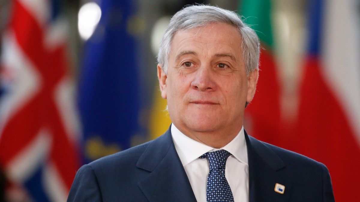 UE obawia się zwycięstwa Ruchu Pięciu Gwiazd w wyborach we Włoszech - powiedział przewodniczący Parlamentu Europejskiego Antonio Tajani w dzisiejszej rozmowie z dziennikiem "La Stampa". Ponownie wykluczył możliwość powrotu do włoskiej polityki.