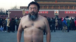 "Podejrzany Ai Weiwei": Wolny za kratkami
