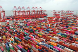 Problemy chińskich portów mogą zepsuć tegoroczne święta Bożego Narodzenia
