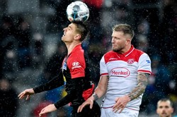 Liga niemiecka. Gol Piątka z rzutu karnego, remis Herthy w Duesseldorfie