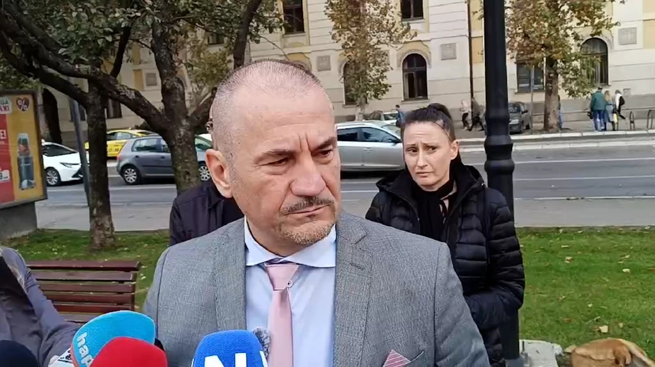 Punomoćnik roditelja, Saša Knežević