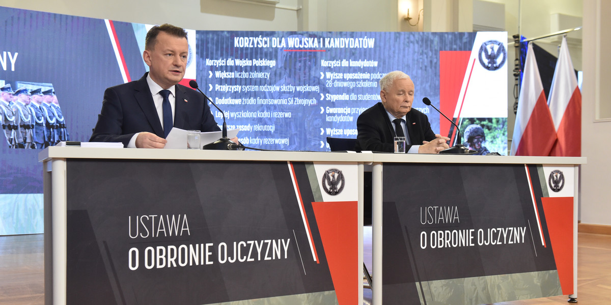 Nowa ustawa o obronie ojczyzny. Kaczyński i Błaszczak przedstawili szczegóły