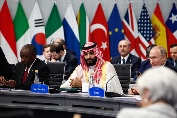 Mohammed Bin Salman i Władimir Putin na spotkaniu G-20 w Buenos Aires