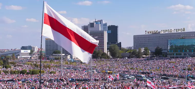 Białoruska telewizja państwowa zhakowana. Widzowie zobaczyli przemoc milicji