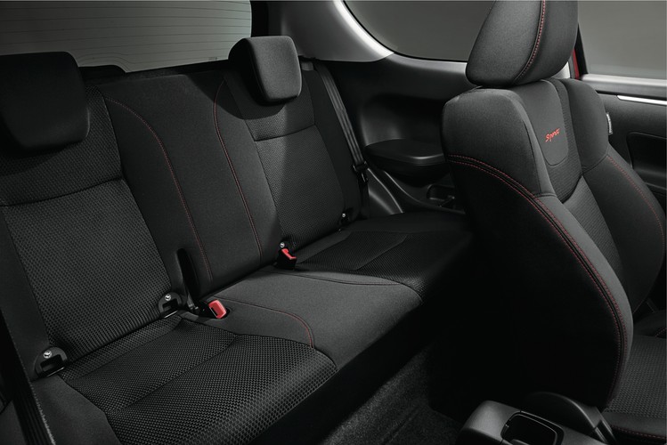 Czwarta generacja modelu Swift zdobyła pięć - czyli maksymalną liczbę - gwiazdek w testach zderzeniowych EuroNCAP w 2010 roku