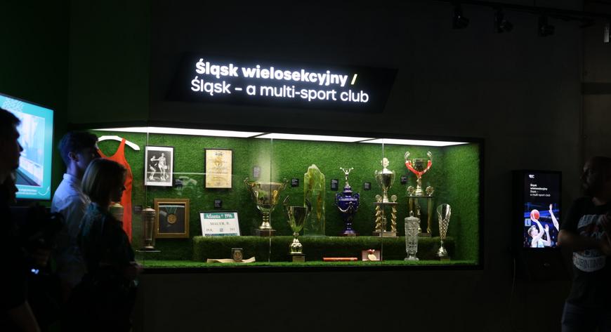Muzeum Śląska to nie tylko futbol. To także dokonania koszykarzy, szczypiornistów i olimpijczyków. 