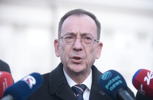 "Jest na oddziale szpitalnym". Nowe informacje o Mariuszu Kamińskim