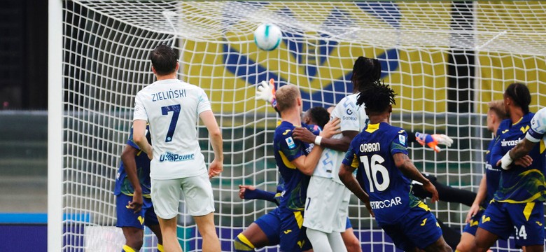 Zieliński strzelił pierwszego gola w sezonie, ale za to jakiego! Inter traci już tylko punkt do lidera