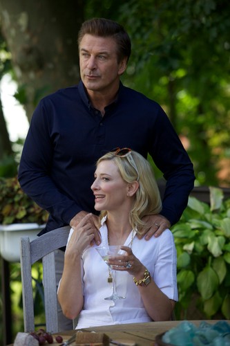 Cate Blanchett i Alec Baldwin w filmie 'Blue Jasmine'