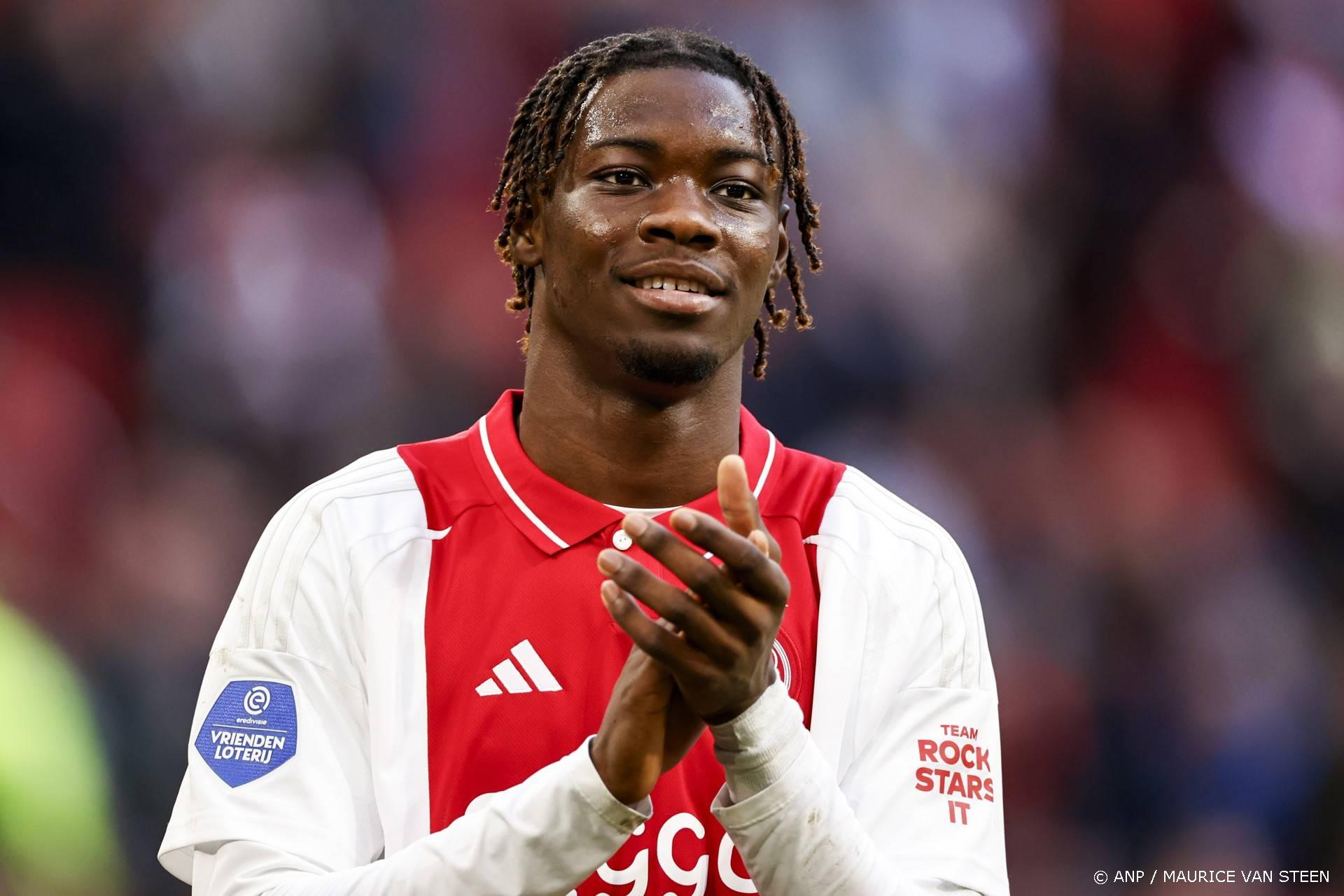 Ajax start vanavond met 19-jarige Konadu in de spits
