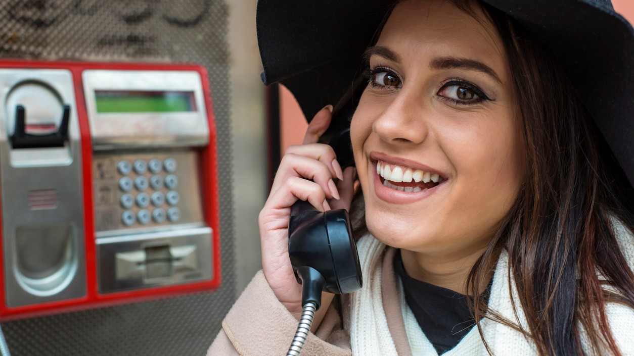 Pamätáte si, keď sme na rozhovor čakali v rade pri telefónnej budke?