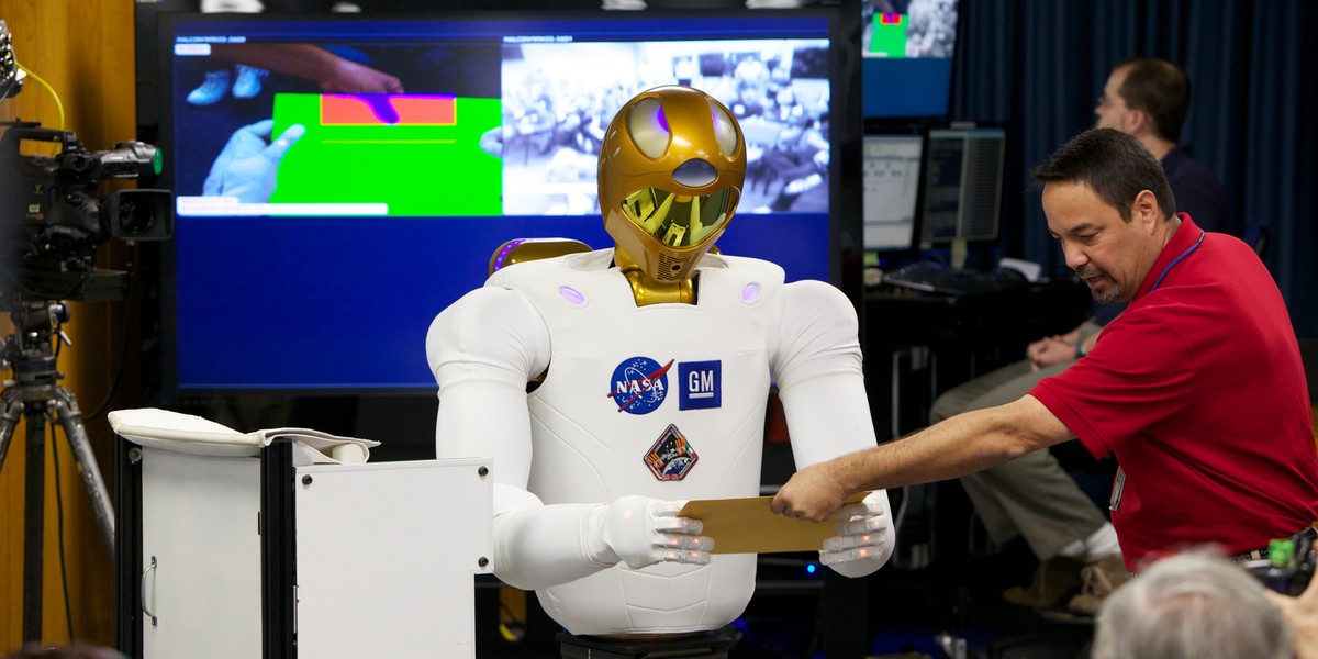 Na zdjęciu Robonaut - robot opracowany przez NASA