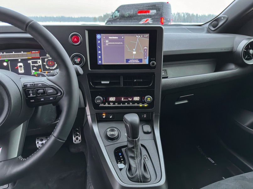 Toyota GR Yaris 2024 - lifting