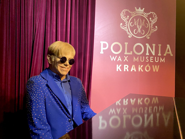 Elton John w Polonia Wax Museum w Krakowie